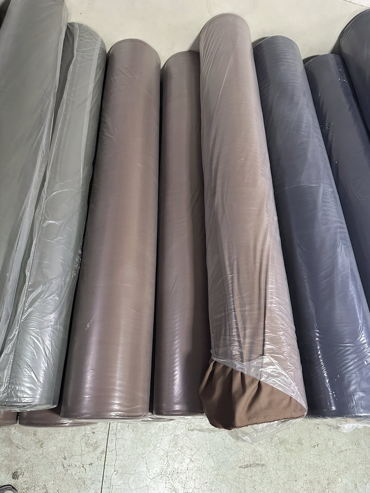 Gris chocolate navy